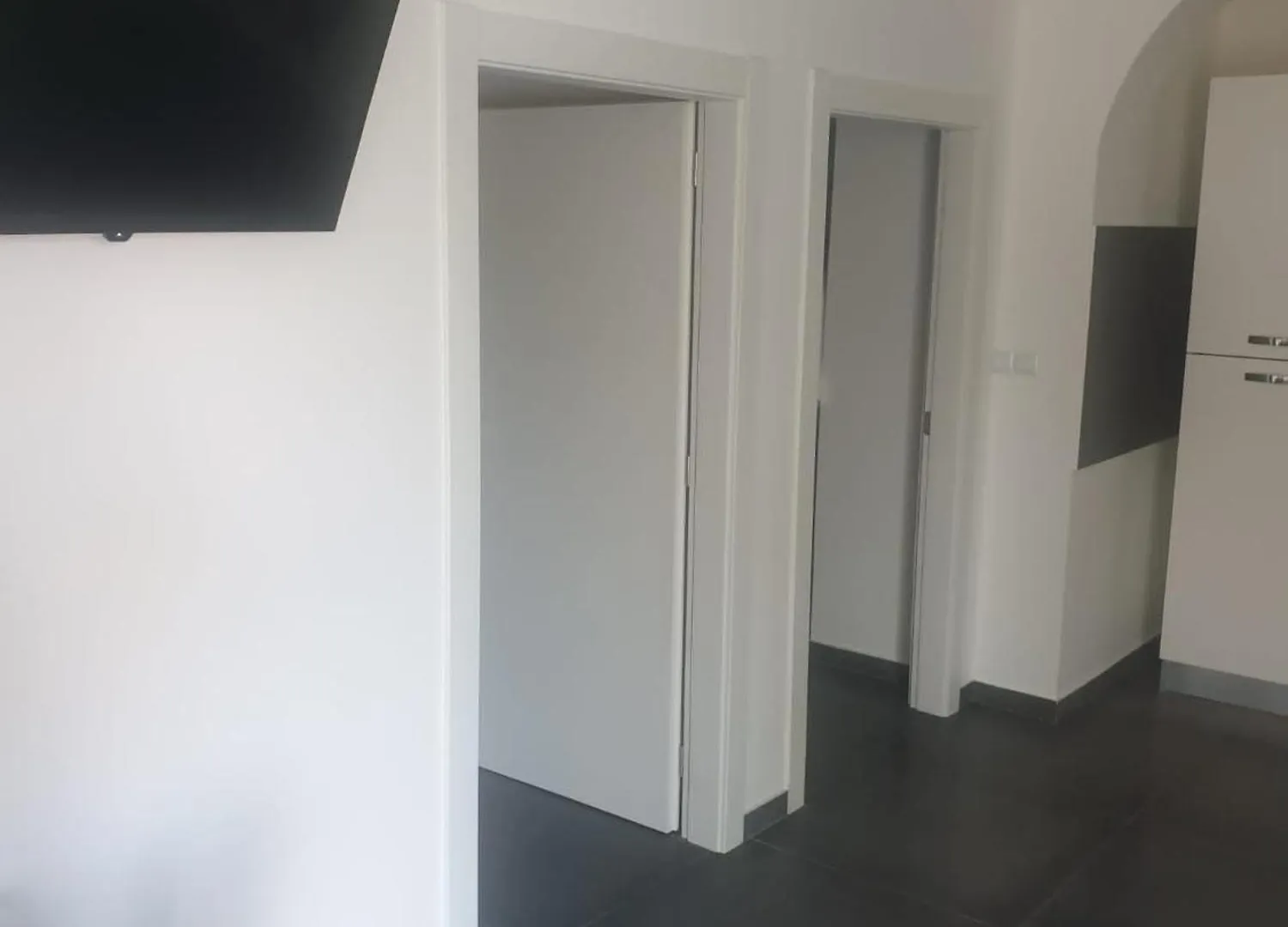 Studio Apartment With Free Parking And No Balcony But Terase In Front Of The House 普拉 克罗地亚